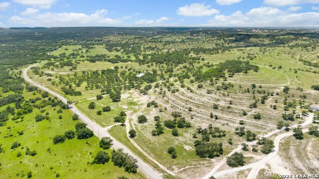 5032 Kendalia Rd Blanco, TX 78606