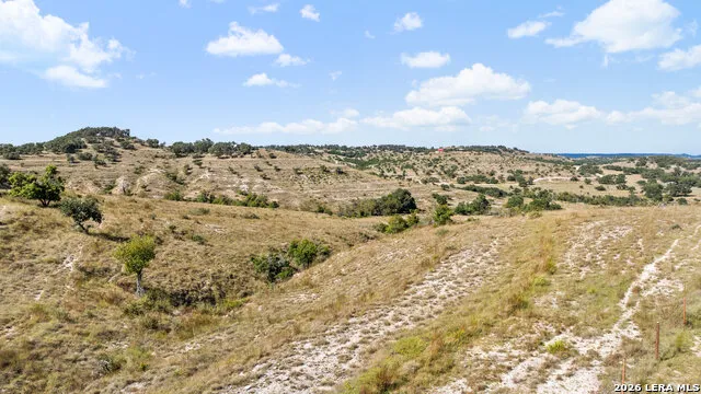 5032 Kendalia Rd Blanco, TX 78606