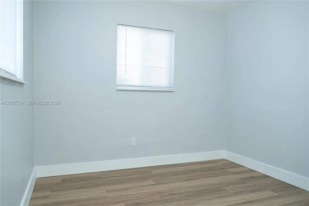4000 NW 195th St Miami Gardens, FL 33055