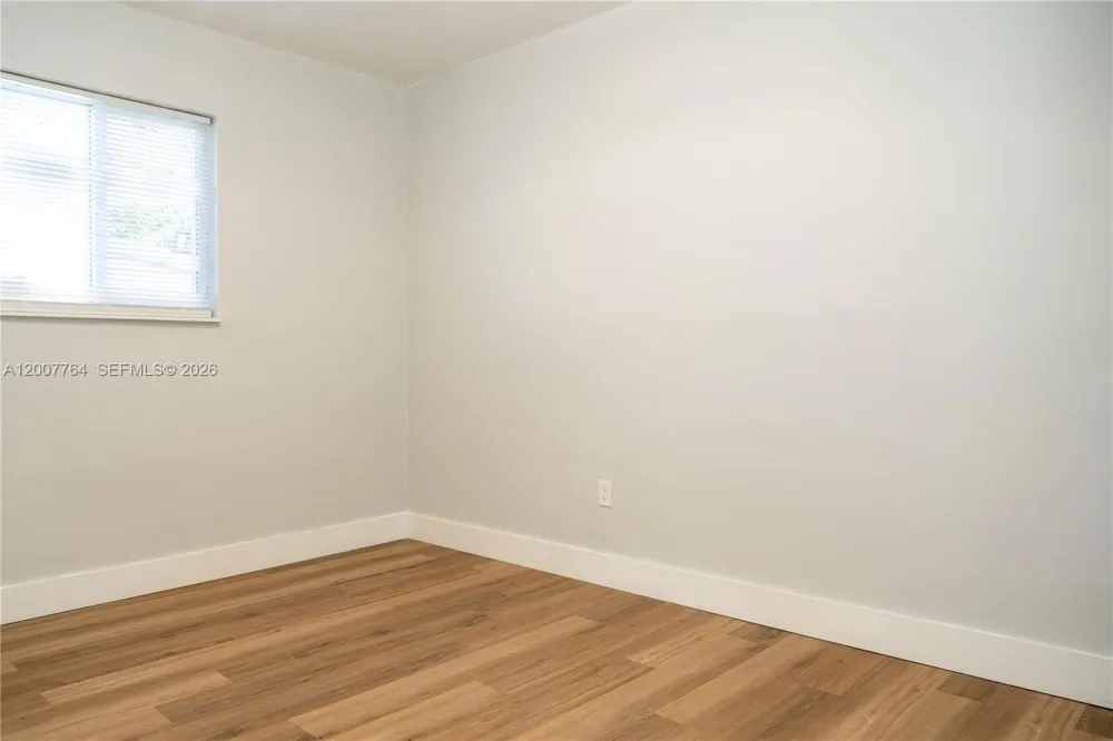 4000 NW 195th St Miami Gardens, FL 33055