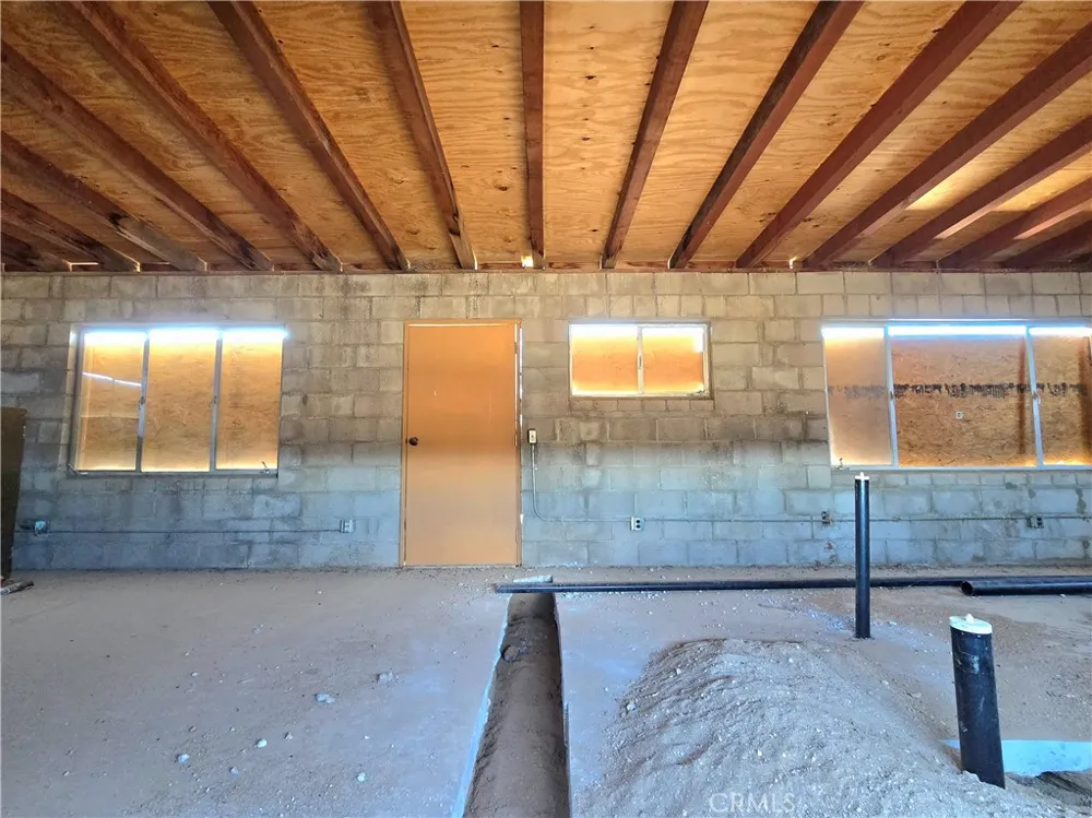1440 Mcgarry Joshua Tree, CA 92252