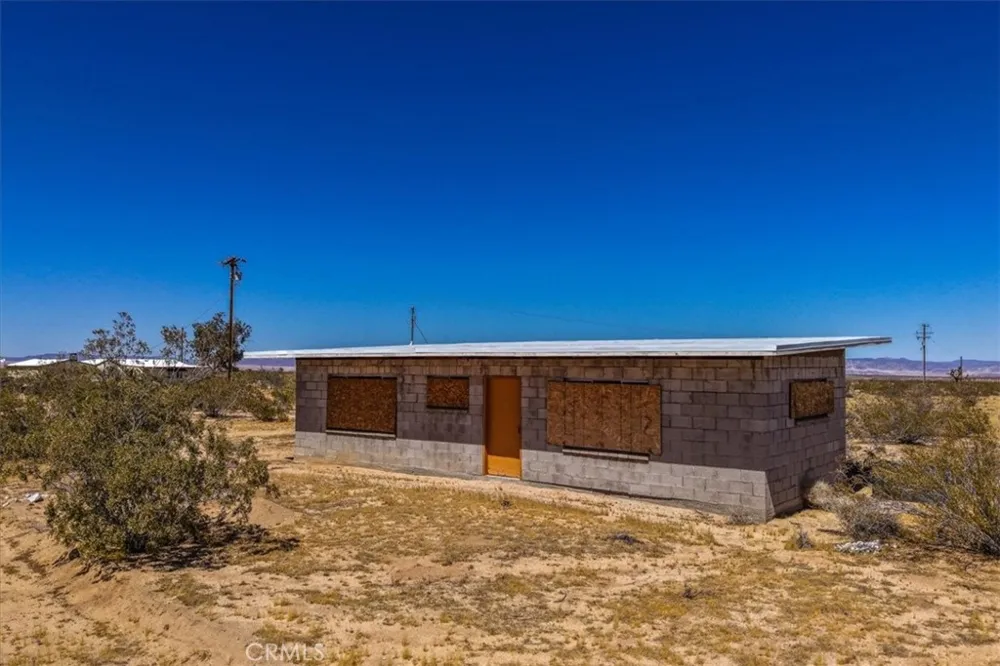 1440 Mcgarry Joshua Tree, CA 92252