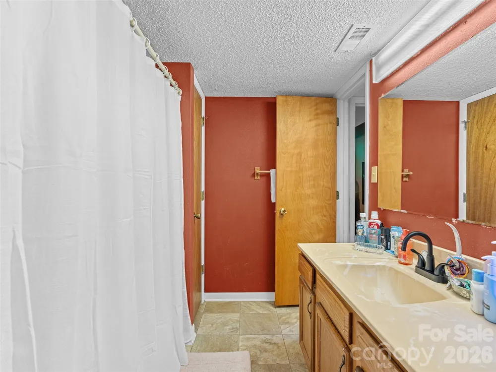 174 Pleasant Ridge Maggie Valley, NC 28751
