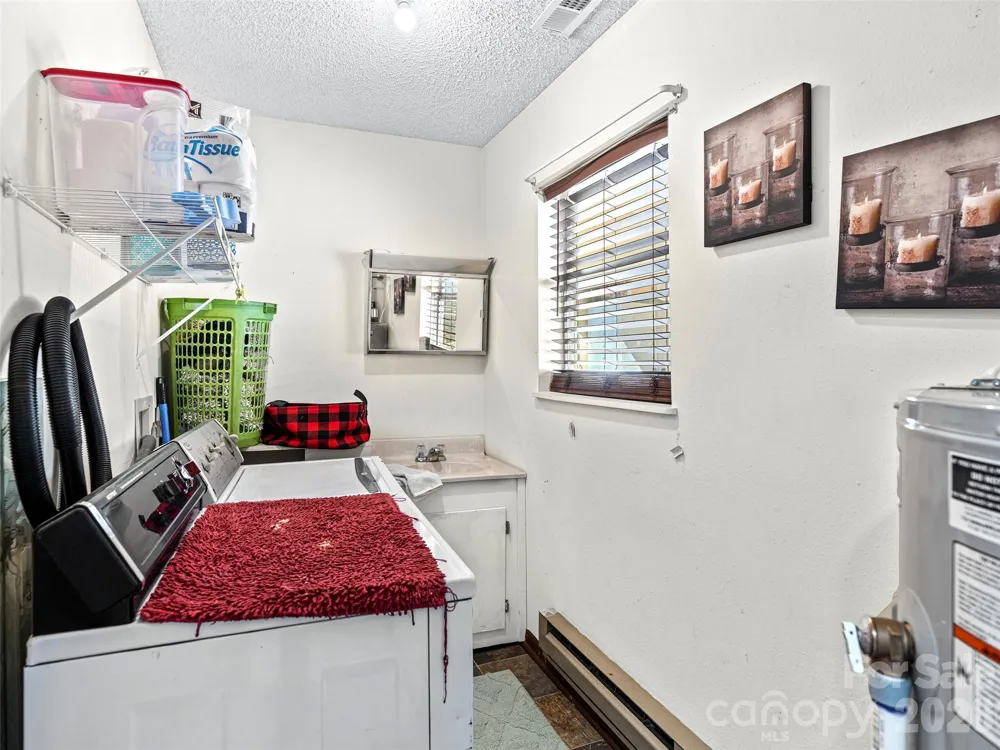 174 Pleasant Ridge Maggie Valley, NC 28751