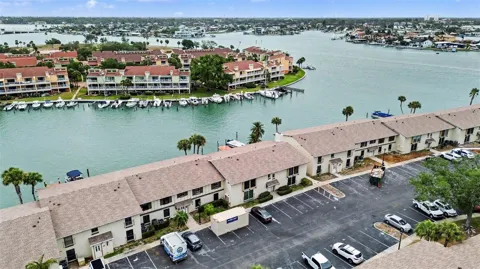 546 PLAZA SEVILLE COURT #85