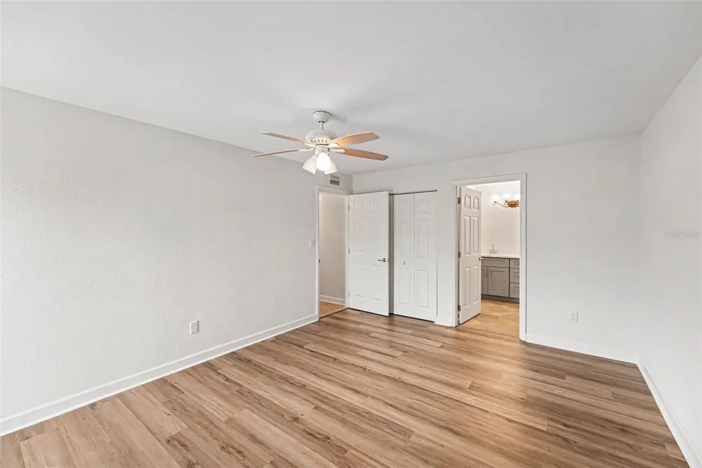 546 PLAZA SEVILLE COURT #85 Treasure Island, FL 33706
