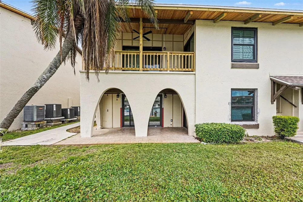 546 PLAZA SEVILLE COURT #85 Treasure Island, FL 33706