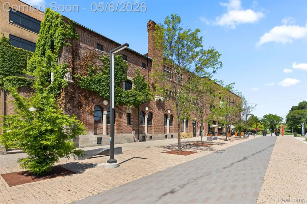 2900 E Jefferson Avenue #A600 Detroit City, MI 48207
