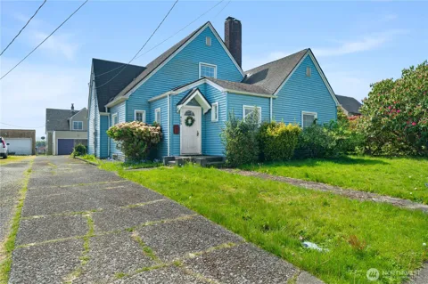 409 W 5th Street