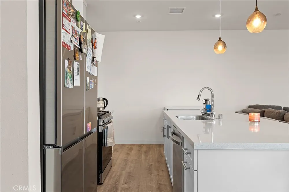 1560 TOPEKA #7 Placentia, CA 92870