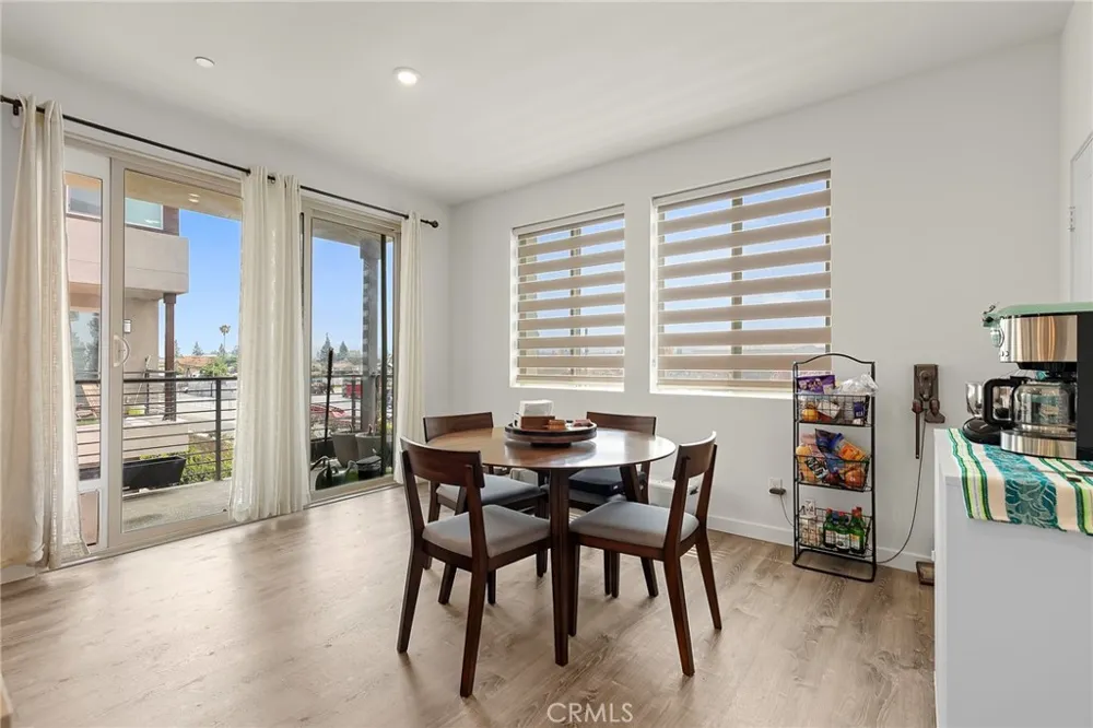 1560 TOPEKA #7 Placentia, CA 92870