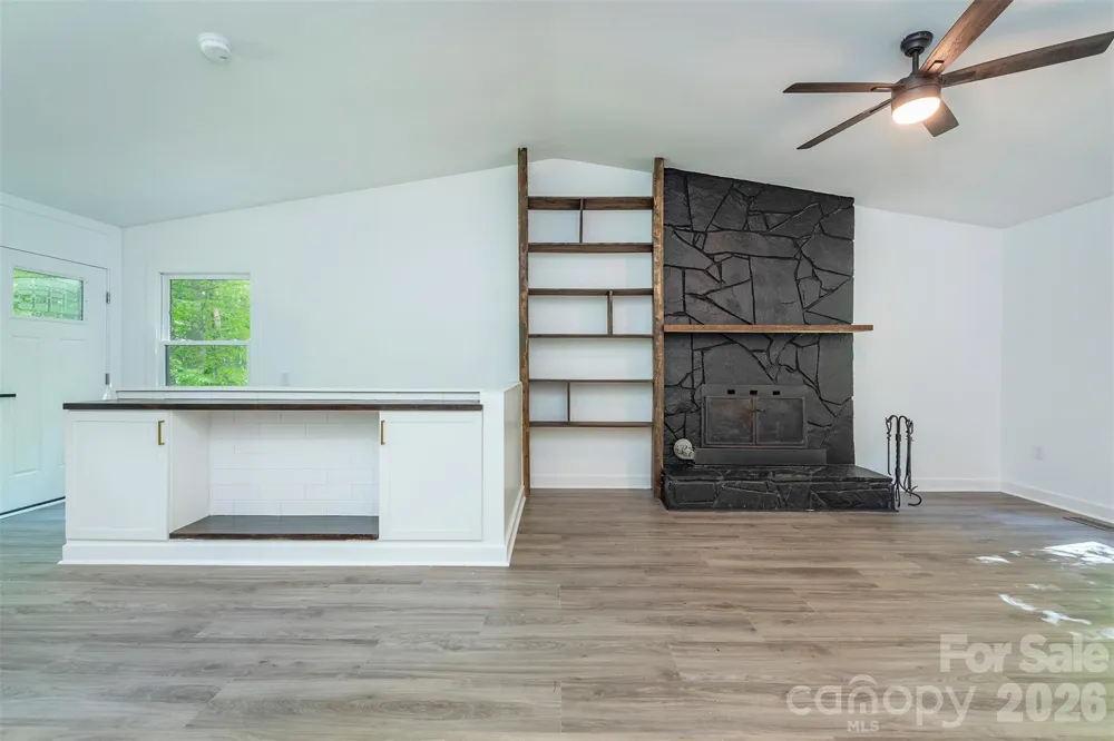 4 Smokey Mountain Drive Swannanoa, NC 28778