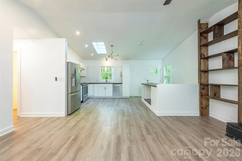 4 Smokey Mountain Drive Swannanoa, NC 28778