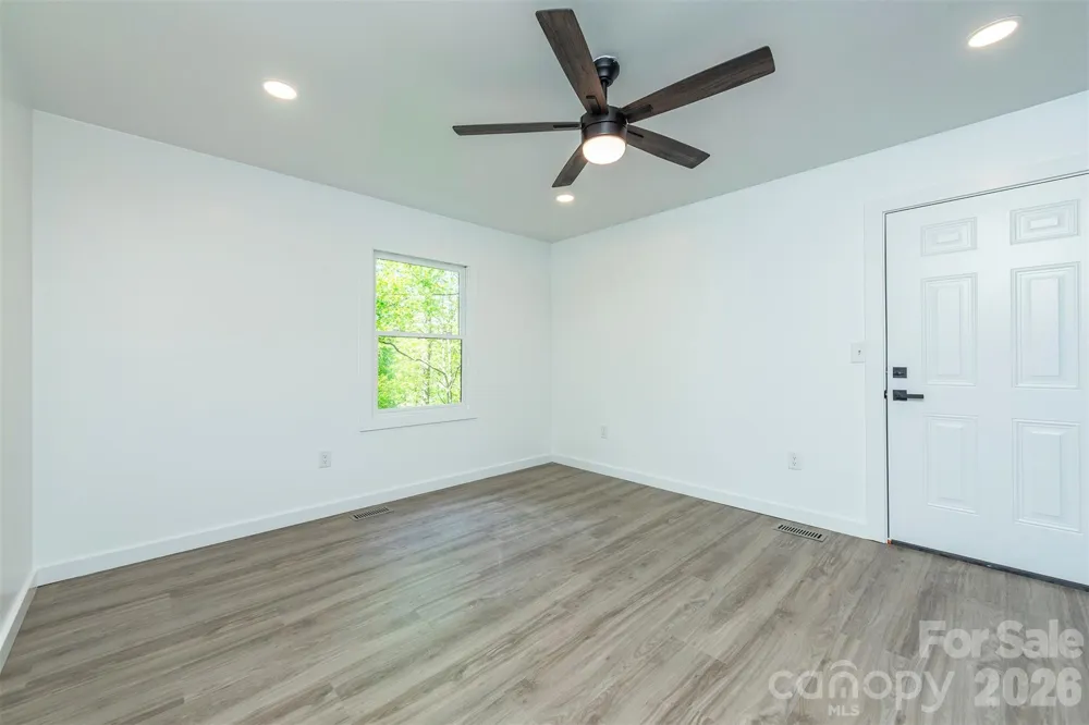 4 Smokey Mountain Drive Swannanoa, NC 28778