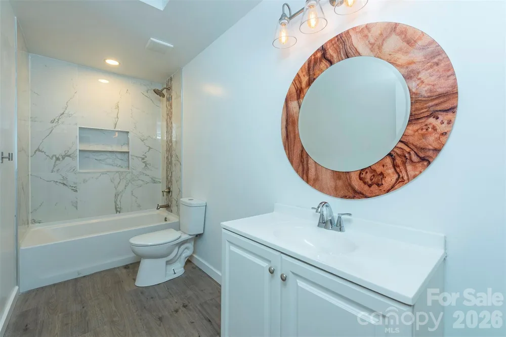 4 Smokey Mountain Drive Swannanoa, NC 28778