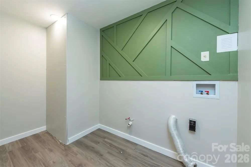 4 Smokey Mountain Drive Swannanoa, NC 28778