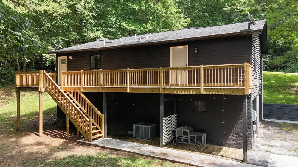 4 Smokey Mountain Drive Swannanoa, NC 28778