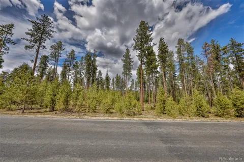 320 Mountain Peak Road