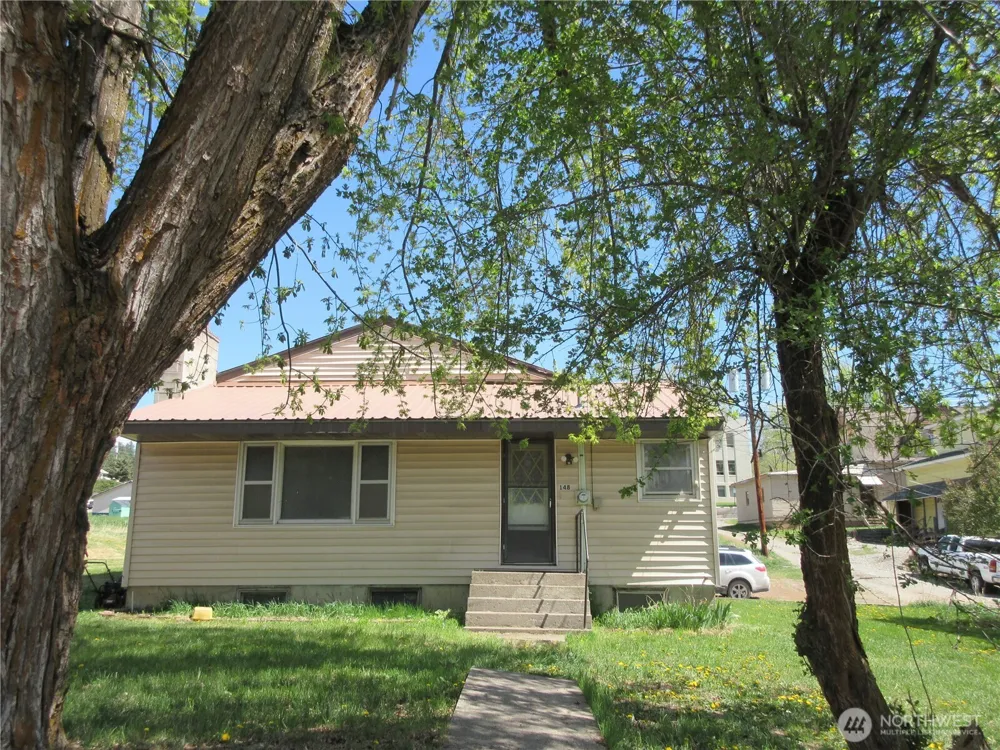 148 Portland Street Republic, WA 99166