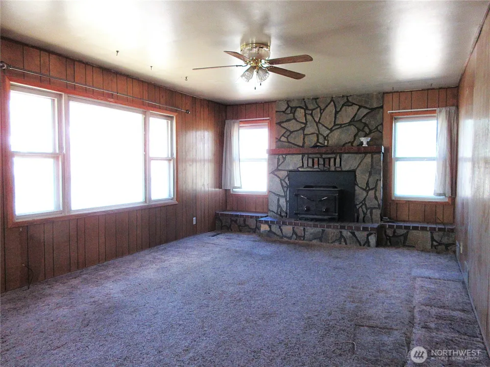 148 Portland Street Republic, WA 99166