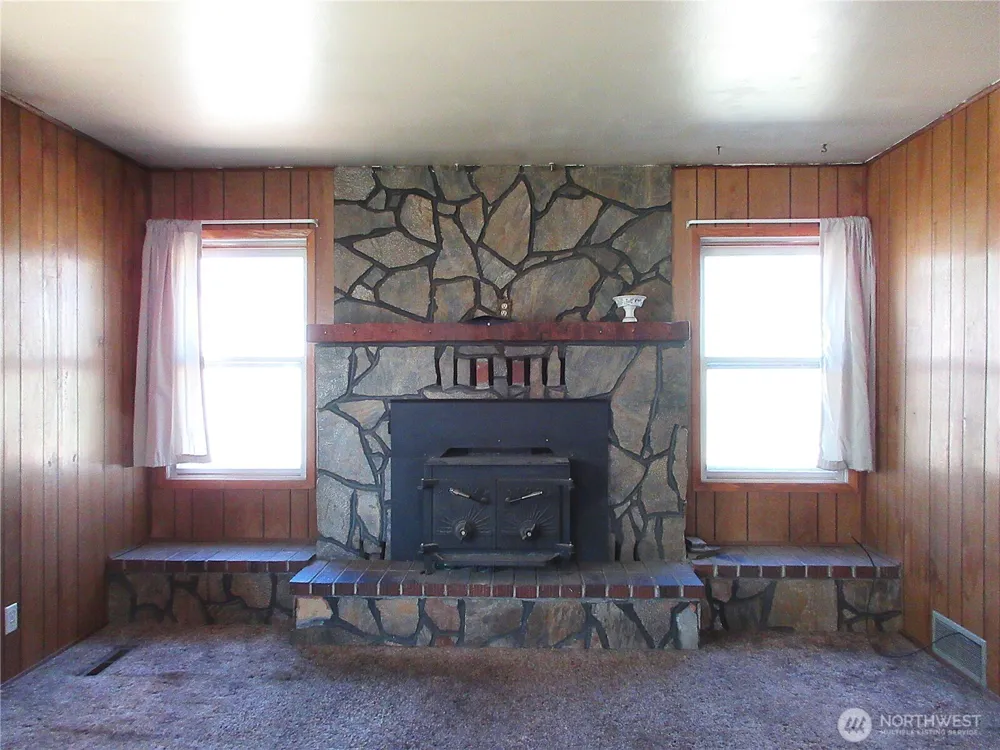 148 Portland Street Republic, WA 99166