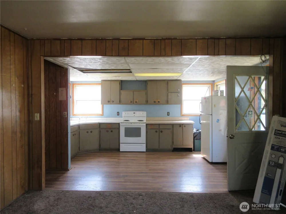 148 Portland Street Republic, WA 99166