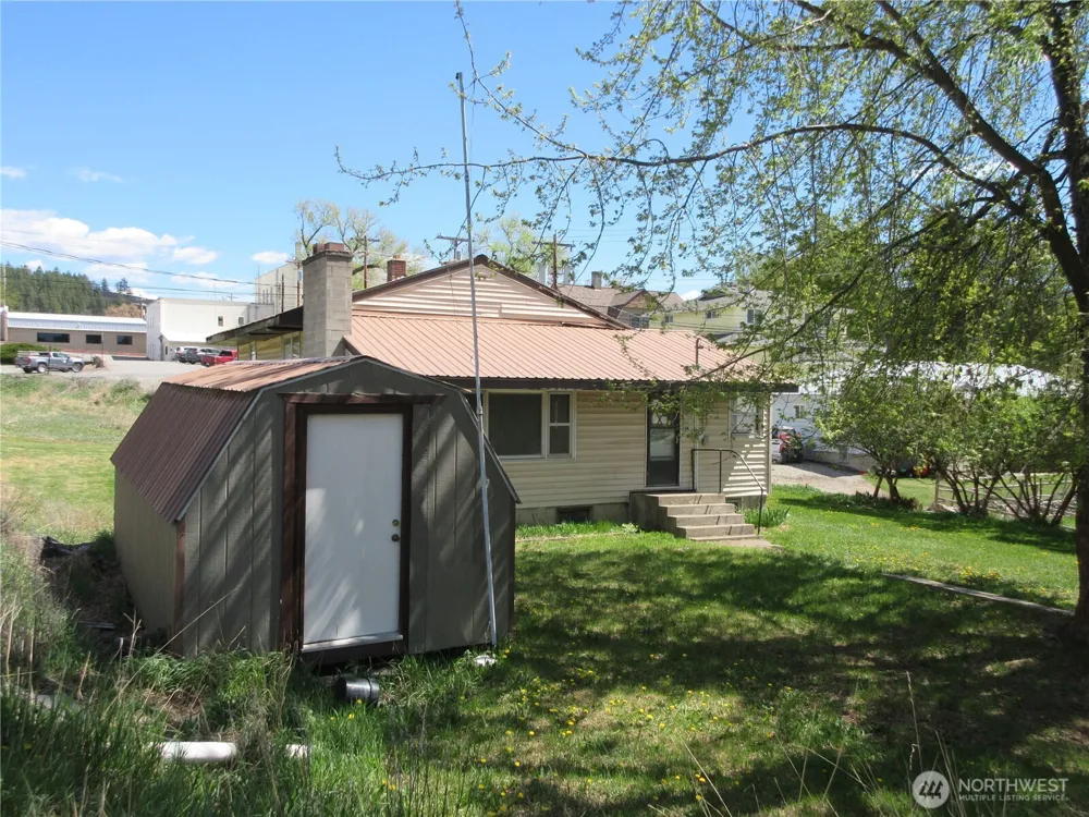 148 Portland Street Republic, WA 99166