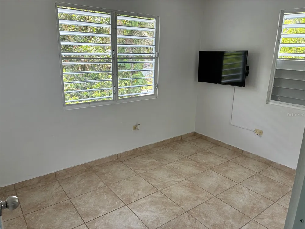 743 KM 4.3 LA VEGA, GUAVATE #1 Cayey, PR 00736