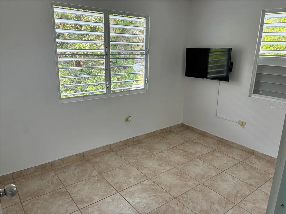 743 KM 4.3 LA VEGA, GUAVATE #1 Cayey, PR 00736