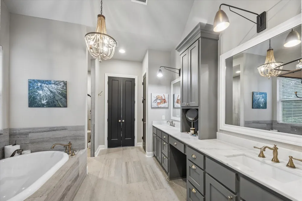 1815 Charter Street Columbus, TX 78934
