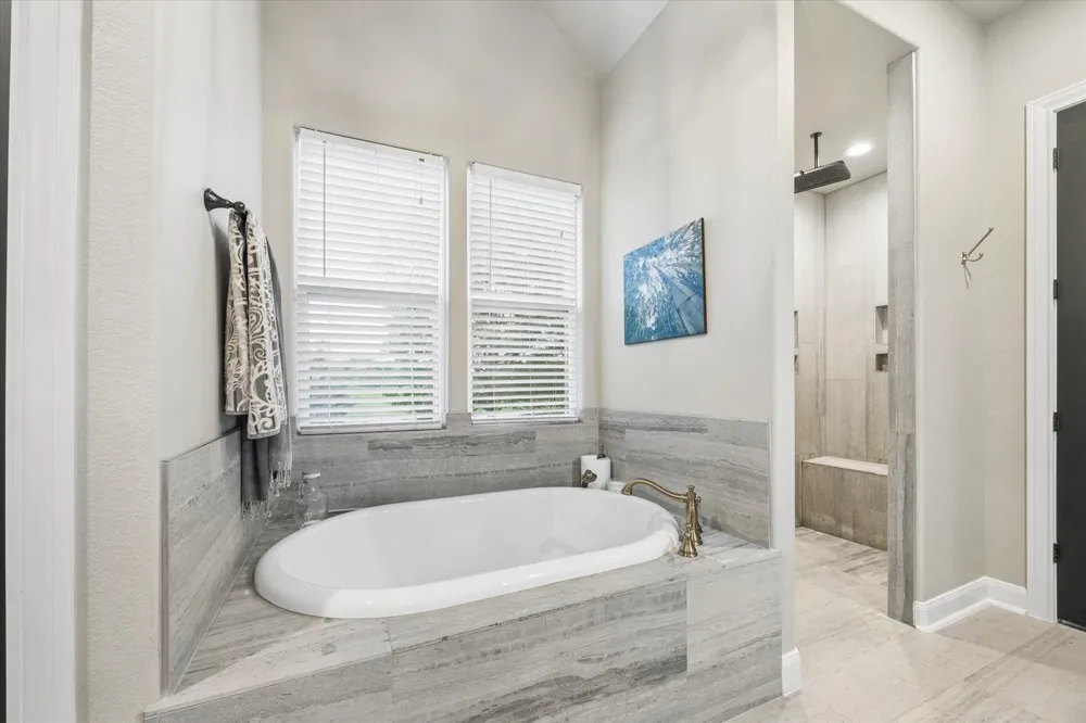 1815 Charter Street Columbus, TX 78934