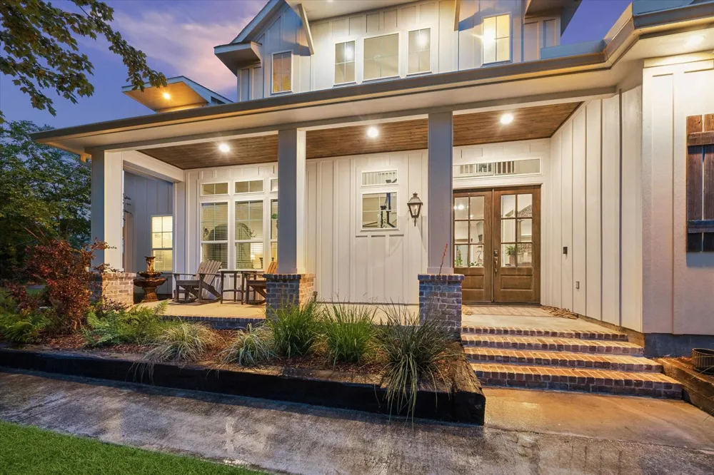 1815 Charter Street Columbus, TX 78934