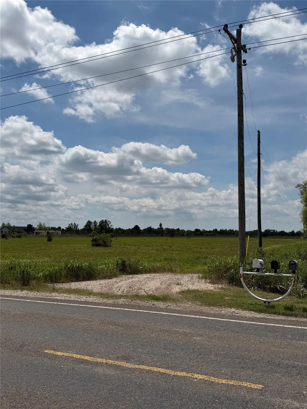 Fm 686 Dayton, TX 77535