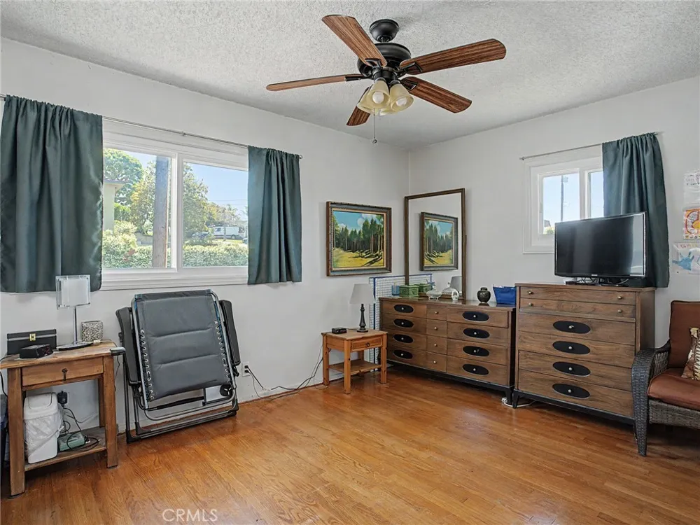 203 E Sycamore Avenue El Segundo, CA 90245