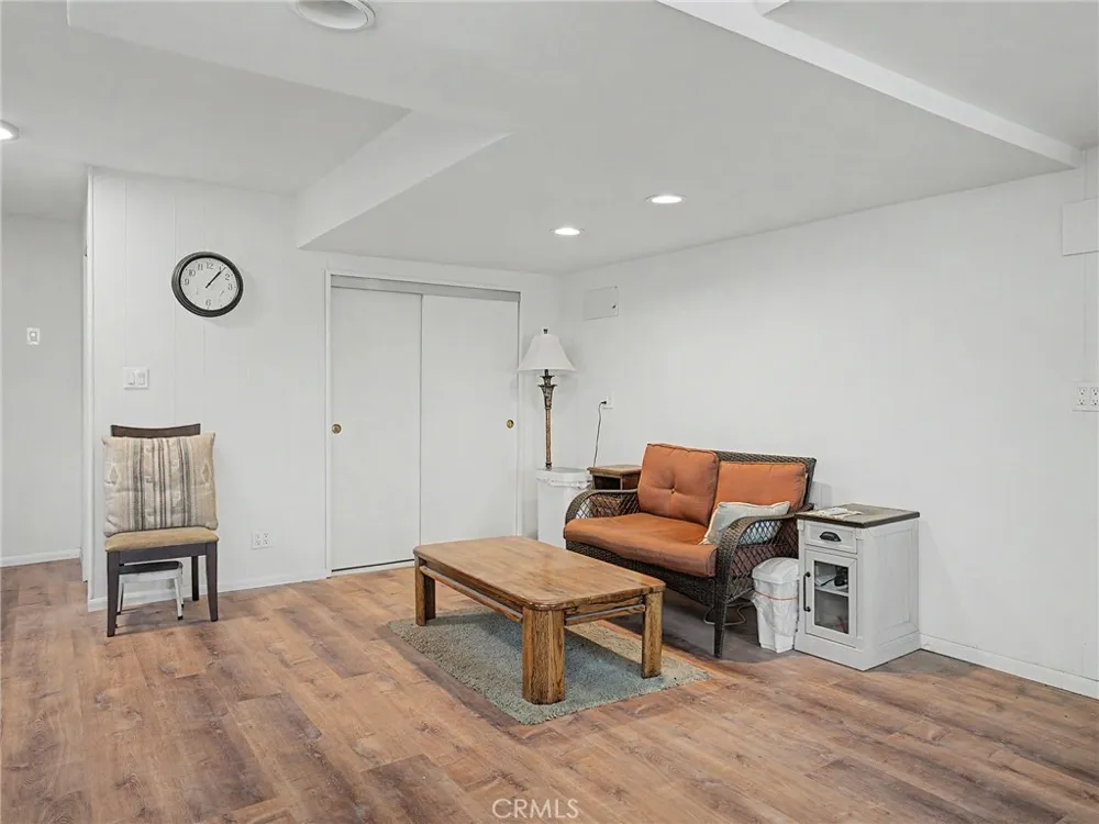 203 E Sycamore Avenue El Segundo, CA 90245