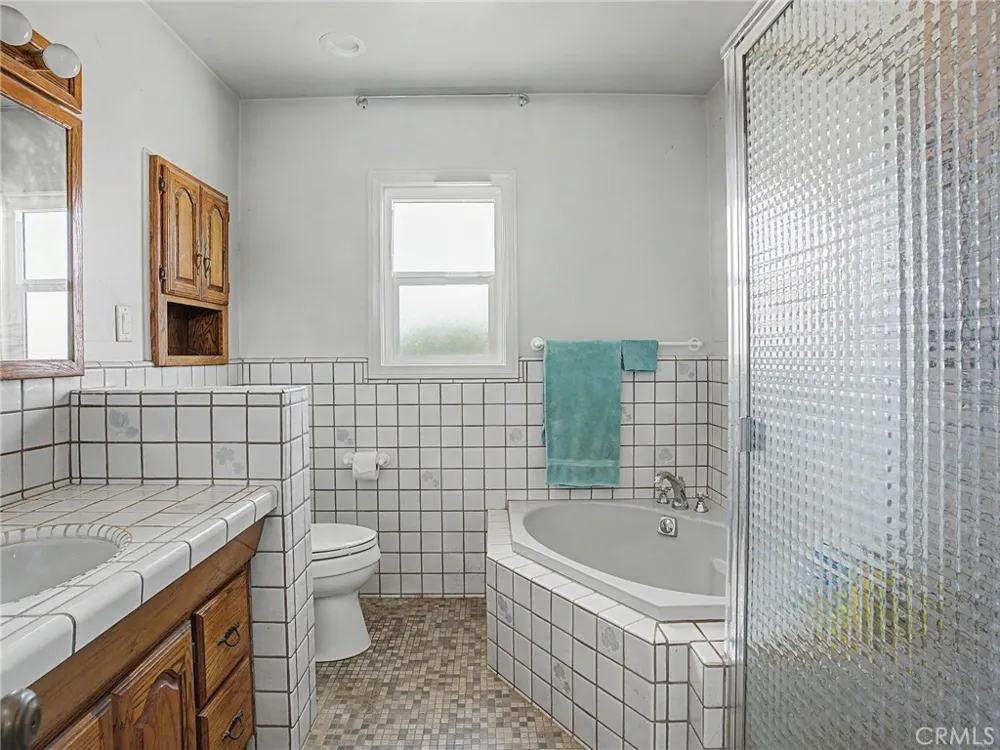 203 E Sycamore Avenue El Segundo, CA 90245