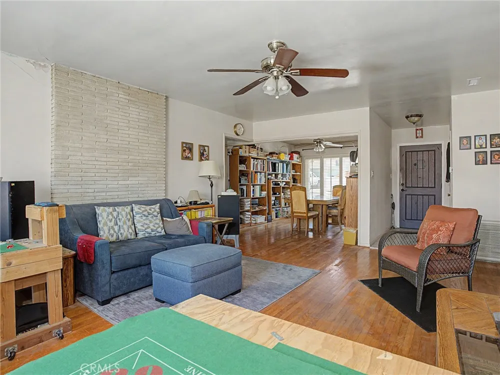 203 E Sycamore Avenue El Segundo, CA 90245