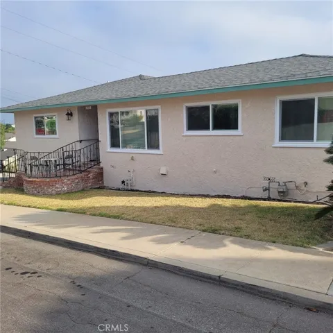 203 E Sycamore Avenue