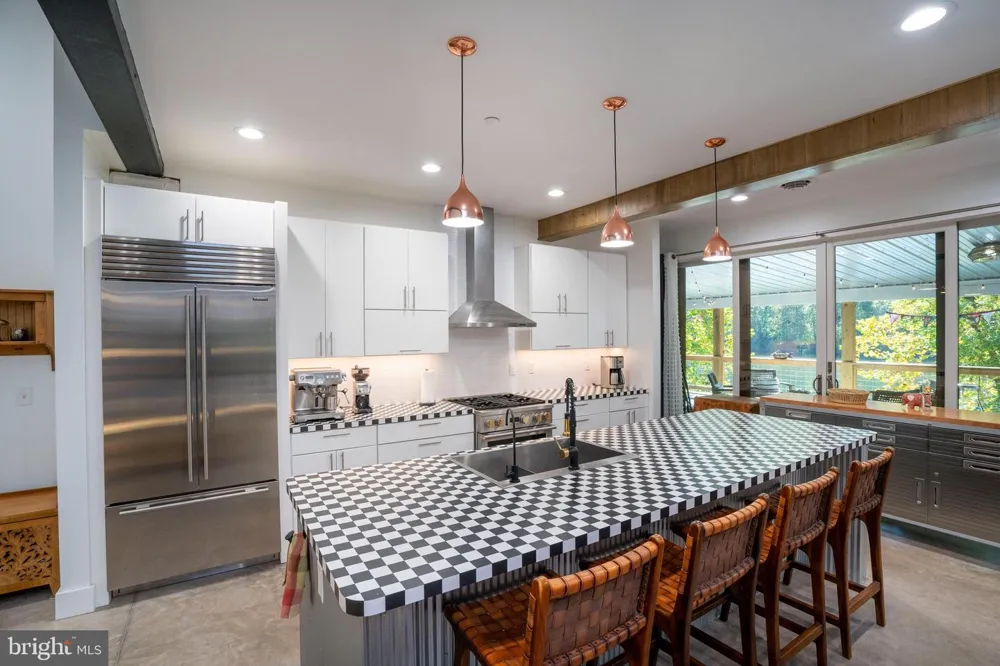 66 FRONT DRIVE Mount Union, PA 17066