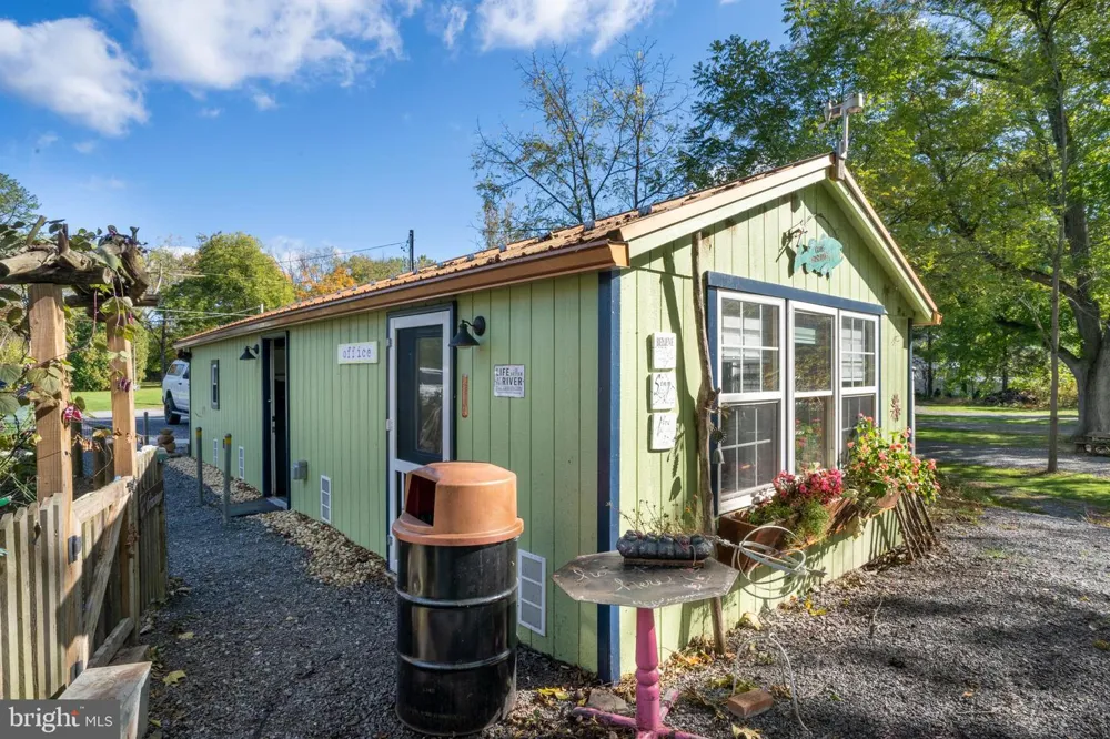 66 FRONT DRIVE Mount Union, PA 17066