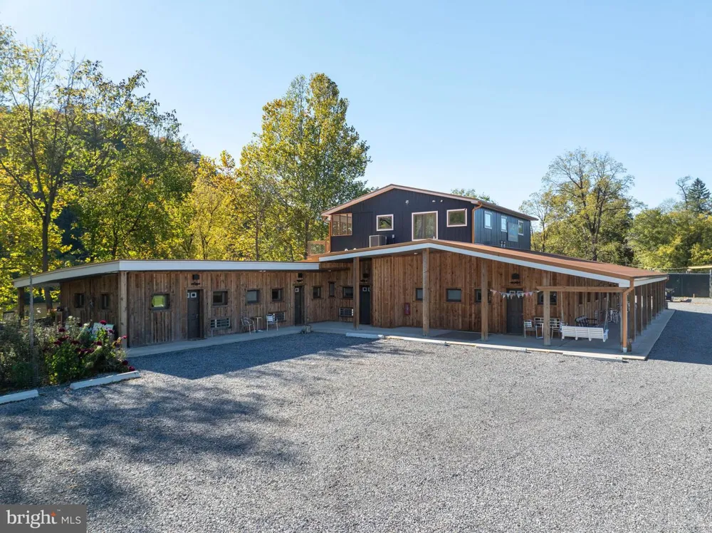 66 FRONT DRIVE Mount Union, PA 17066