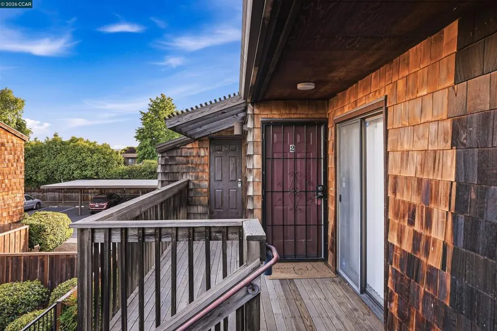 2450 Walters Way #2 Concord, CA 94520