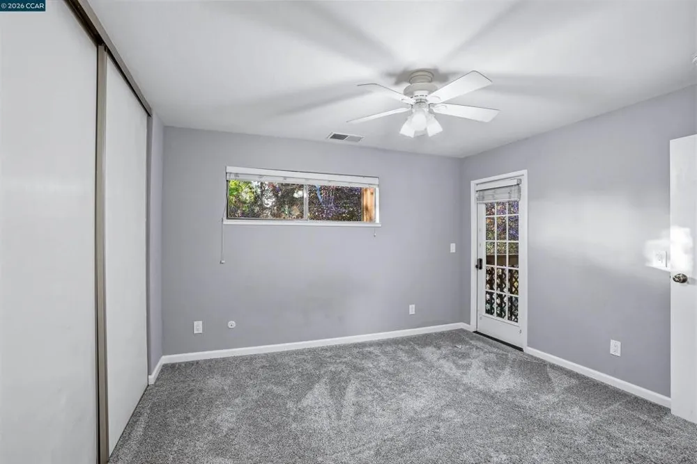 2450 Walters Way #2 Concord, CA 94520