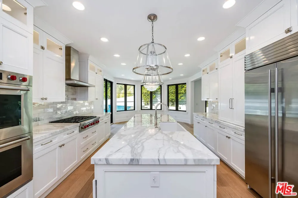 1348 Marinette Road Pacific Palisades, CA 90272