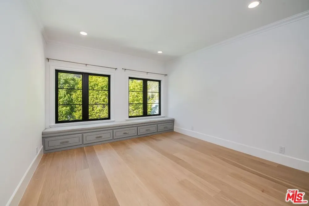 1348 Marinette Road Pacific Palisades, CA 90272
