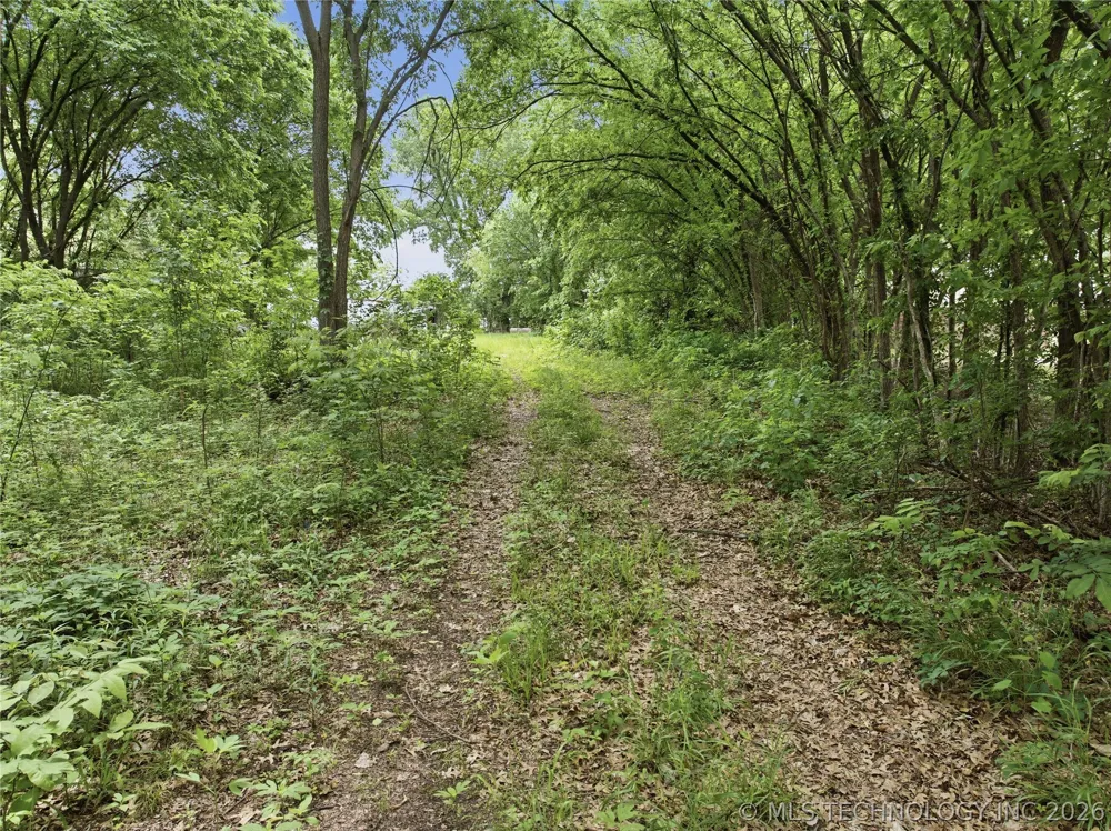 511 W Oak Street Webbers Falls, OK 74470