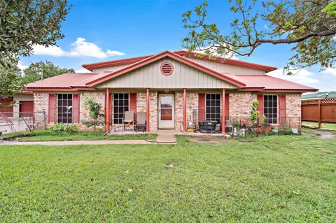 7438 Wright Road