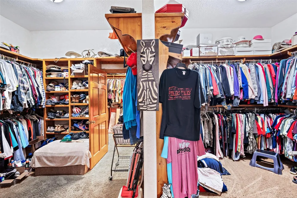 7438 Wright Road Houston, TX 77041