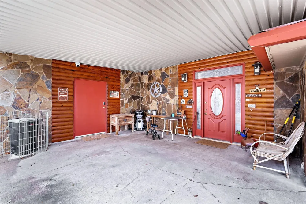 7438 Wright Road Houston, TX 77041