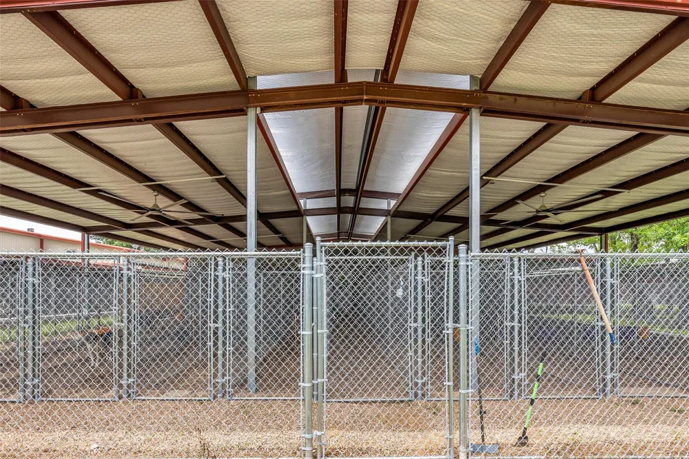 7438 Wright Road Houston, TX 77041